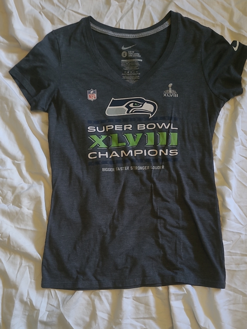 Nike Women's Seahawks Super Bowl XLVIII Champions Tee - Navy & Green